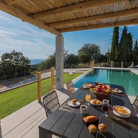 Villa Exclusive Sea View Madelaine