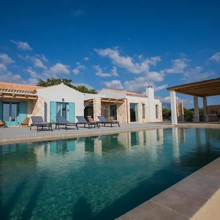 Exclusive Sea View Madelaine