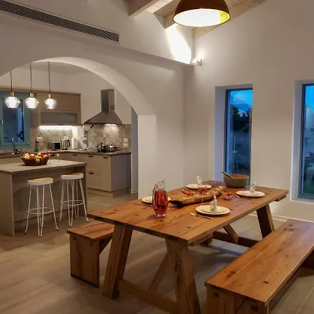Exclusive Sea View Madelaine