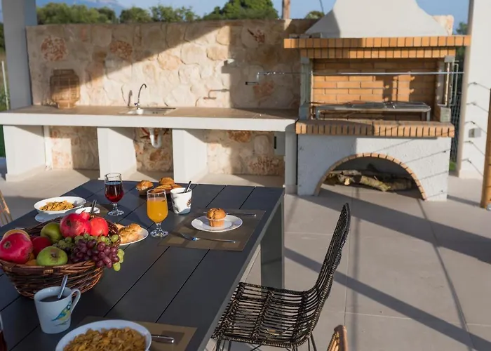 Exclusive Sea View Madelaine Villa Spartià