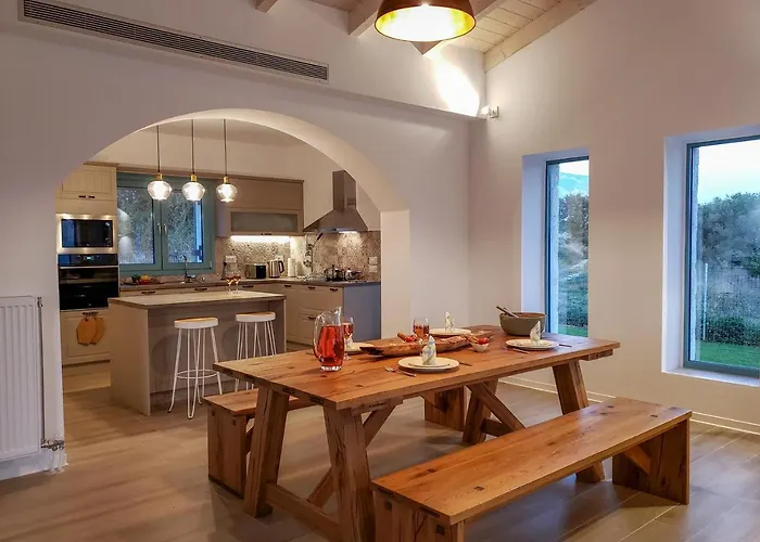 Exclusive Sea View Madelaine Villa Spartià