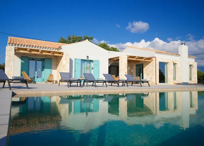 Exclusive Sea View Madelaine Villa Spartià